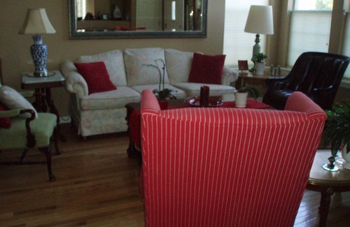 Lowry Field Maison | Beautiful 2-bedroom town-home in fantastic gated community in Denver w/ WiFi, AC