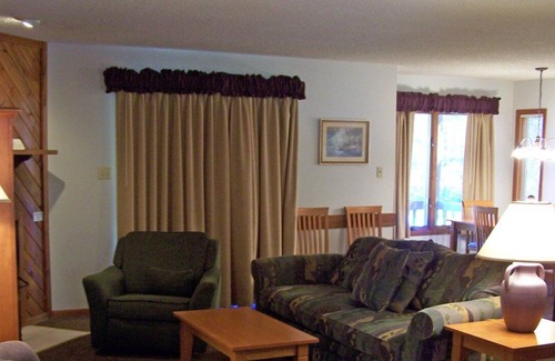 Drums Appartement | Beautiful 2 bedroom unit at resort, sleeps 6