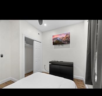 Primos Secane Appartement | Beautiful 2 bedroom 1 bath unit 2