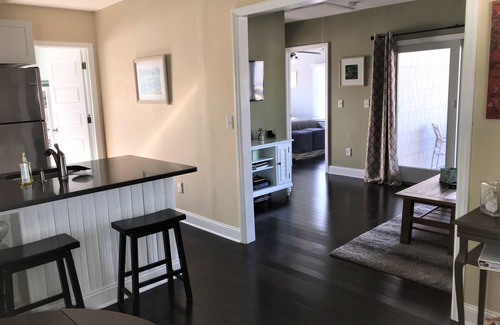 Bradley Beach Appartement | BEAU 2 BR Location de plage, comprend laveuse / sécheuse