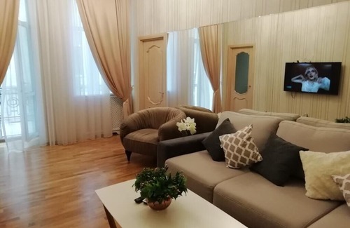 Lypky Appartement | beautiful 2 rooms apartment 1 min khreschatyk st