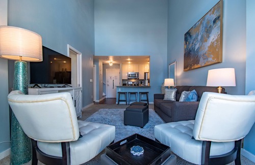 Belltown Copropriété | Beautiful 2 Story Penthouse @ the Heart of Seattle! with Pool and Free Parking