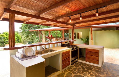 Cabo Matapalo Maison | Belle 2bdrm 2bath avec piscine sur Backwash
