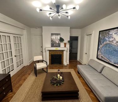 East Norwalk Appartement | Beautiful 2BR apt in Beach community, Close to Train and hwys! ONLY 1 hr to NYC!