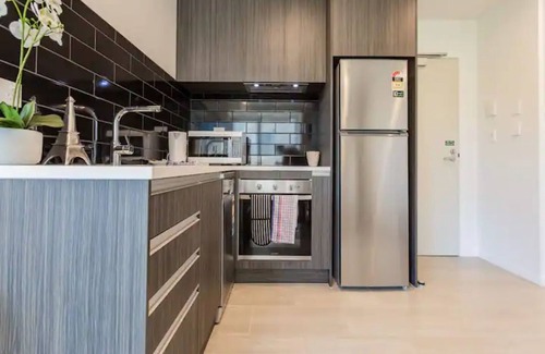 Newton Maison | Beautiful Two Bedroom Apartment Next To Myers Park