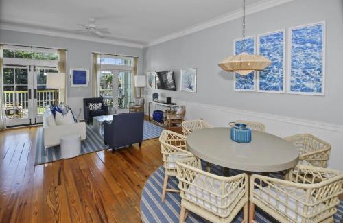 Beach District Appartement | Beautiful 2BR WaterColor condo 6 WaterColor Blvd #202 Steps to Beach Club condo