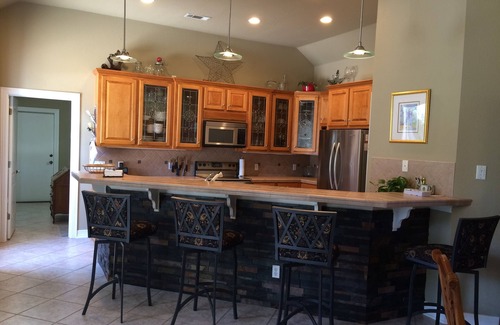 North San Antonio - SAT Maison | Belle 3 CAC maison avec grand patio tropical, bain à remous dans une communauté fermée