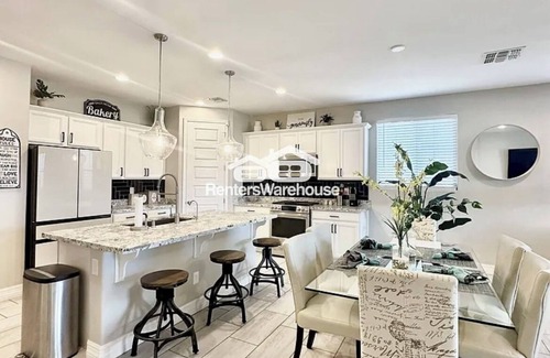 Tolleson Maison | Beautiful 3 bed 3 bath house in awesome community w/ Mountain Views & much more