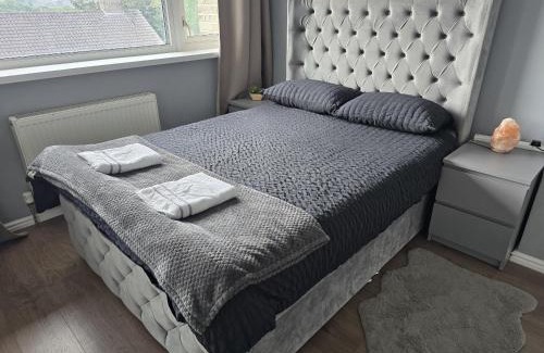 Swiss Cottage Appartement | Beautiful 3-bed apartment at Swiss Cottage