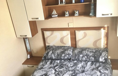 Skegness Cabine | Beautiful 3 bed caravan, SouthviewPark Skegness