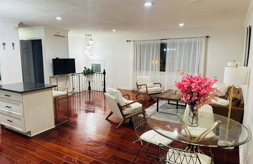 Capitol Heights Maison | Beautiful 3-bedroom home in Capitol Heights