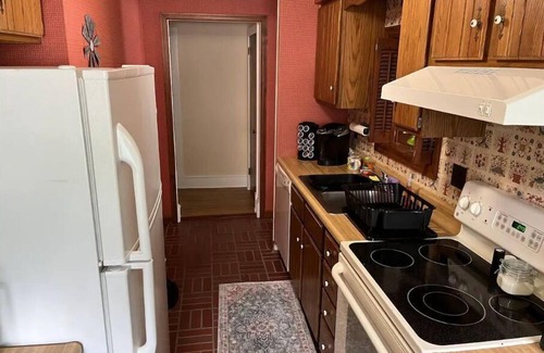 Sweet Valley Maison | Beautiful 3 Bedroom Lakefront Home