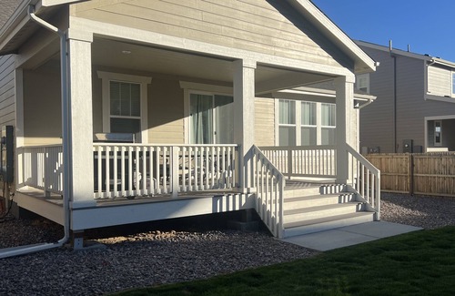 Parker Maison | Beautiful 3 Bedroom 2 and a half bath home in Parker. Sleeps 8