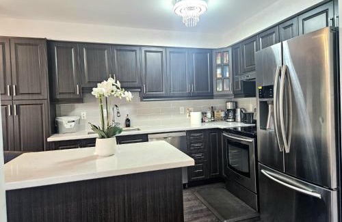 Whitby Maison | Beautiful 3 bedroom Entire detached home