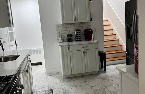Stratford Appartement | Beautiful 3 Bedroom Home Stratford CT Close to Train, I95, Beach & Shopping