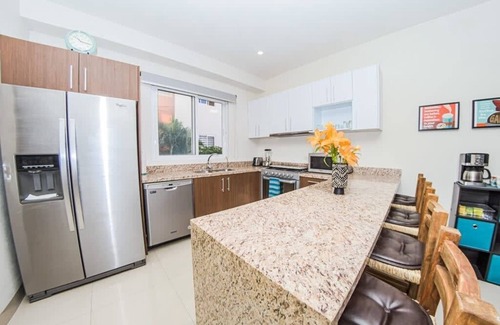 Las Jarretaderas Appartement | Beautiful 3B/2Ba Spacious Ground Corner Condo!
