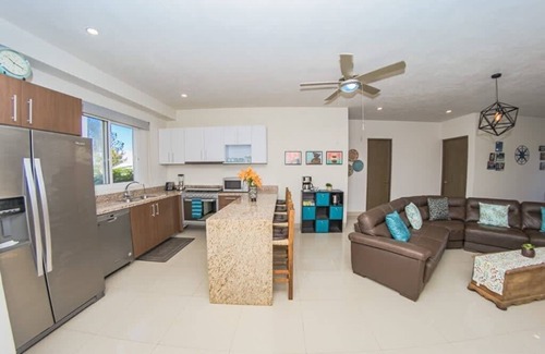 Las Jarretaderas Appartement | Beautiful 3B/2Ba Spacious Ground Corner Condo!