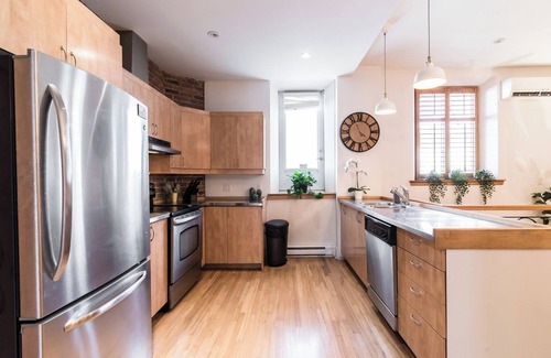 Quartier des Spectacles Appartement | Beautiful 3BDR Heart of Downtown