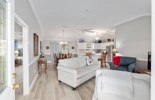 Glenbrook Maison | Beautiful 3BR/2BA Home — Prime Location Near Golf, Shopping & Sumter Landing!