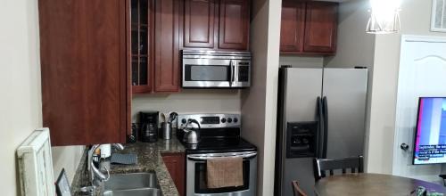 Le Droit Park Appartement | Beautiful 3BR 3BA Condo with free parking near Downtown Washington DC