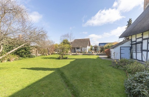 Twigworth Cottage | Famille-Cottage-Vue sur la campagne-Salle de bain privée
