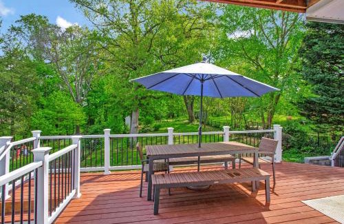 Homewood Maison | Beautiful 4BR - Walking Distance to Stadium