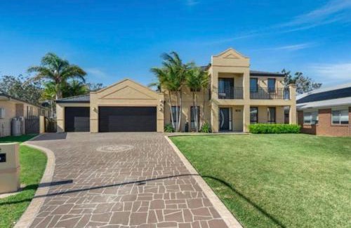 Sanctuary Point Maison | Beautiful 5 bedroom house in Jervis Bay
