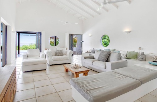Sabadeco Villa | Belle villa de 5 chambres avec vue sur l'océan et piscine privée