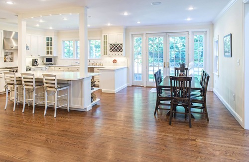 Sag Harbor Maison | Belle maison de 5 BR, 5 BA. Marchez jusqu'à la ville et les plages. Exclusivité HomeAway / VRBO.