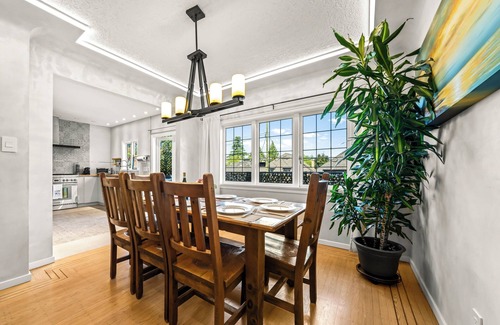 Shaughnessy Maison | Beautiful 5 BR Westside House + Panoramic Views!