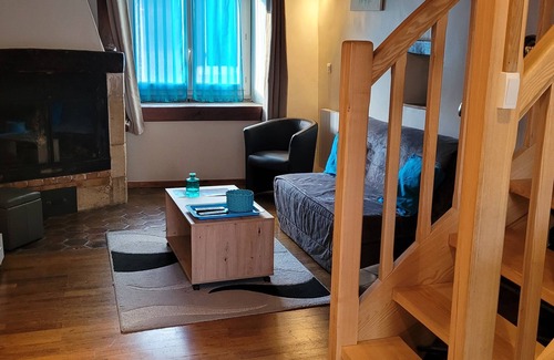Vogue Maison | Beau Gîte climatisé, classé 3 étoiles au coeur de Vogüé Village