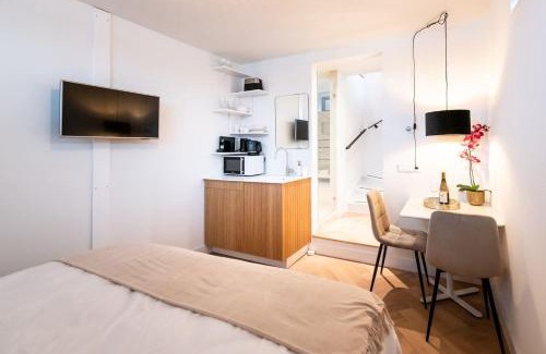 Rijnbuurt Appartement | Beautiful Amstel houseboat