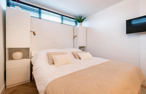 Rijnbuurt Appartement | Beautiful Amstel houseboat