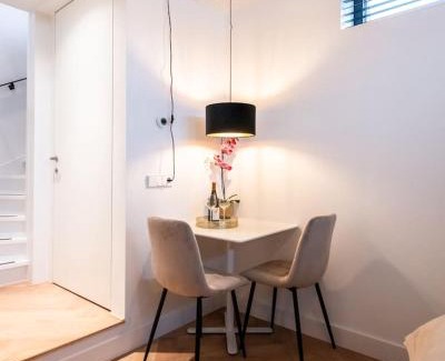 Rijnbuurt Appartement | Beautiful Amstel houseboat
