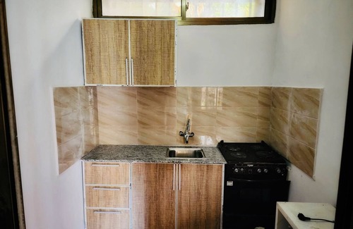 Ngaliema Appartement | Charmant, paisible appartement rénové à Macampagne