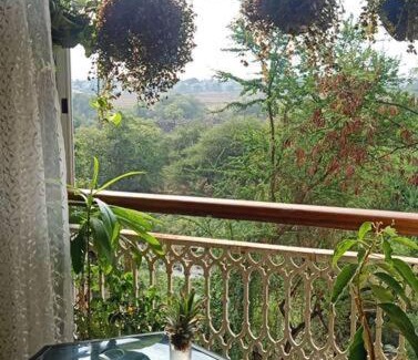 Pune Appartement | Beautiful and cosy 2 bhk flat near airport