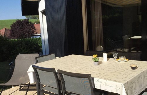 Villaz Villa | Belle et grande villa avec jardin à quelques minutes d'Annecy et des Aravis .