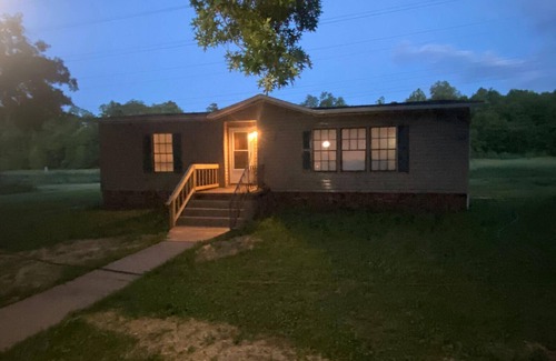 Buena Vista Maison | Beautiful and modern 2 bedroom home next to hiking & biking trails