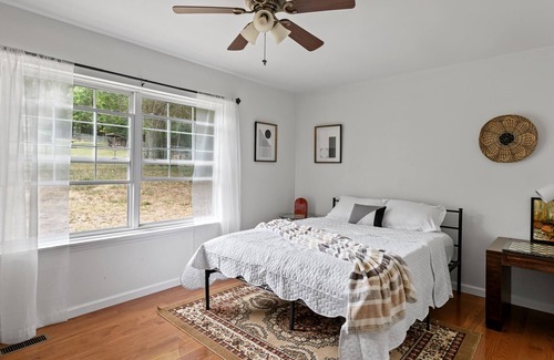 Eureka Maison | beautiful and peaceful big ranch with big yard -1700 sft