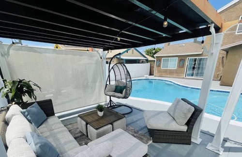 San Ysidro Maison | Beautiful and relaxing 4BD house with private pool!