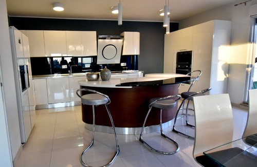 Znjan Appartement | Beautiful and spacious penthouse with big terrace with sea view!