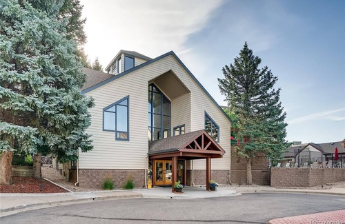 Englewood Appartement | Beautiful And Updated Studio Condo In DTC!