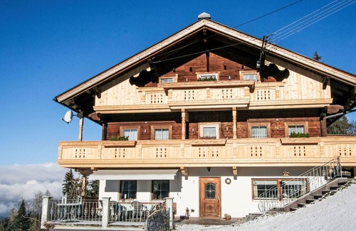 Holdernach Villa | Agréable appartement dans une maison de vacances avec WIFI, TV, balcon, animaux admis et parking