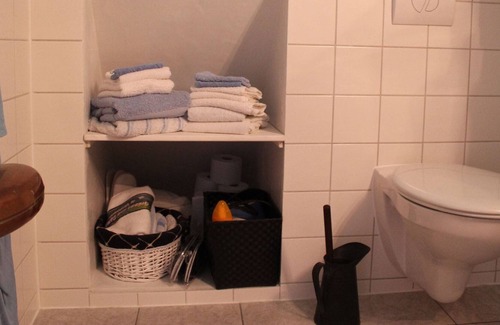 Damgarten Appartement | Beautiful Apartment in Damgarten with Garden