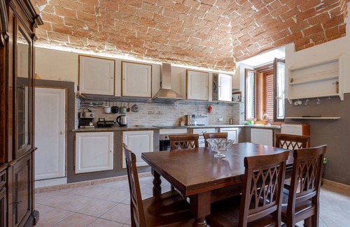 Grazzano Badoglio Appartement | Agréable appartement pour 6 personnes avec WIFI, climatisation et terrasse