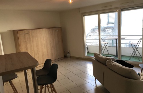 Chalon-sur-Saone Appartement | Bel appart bien placé rénové à neuf literie qualité