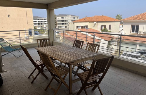 Folelli Appartement | Bel appartement en plein. centre de Folelli
