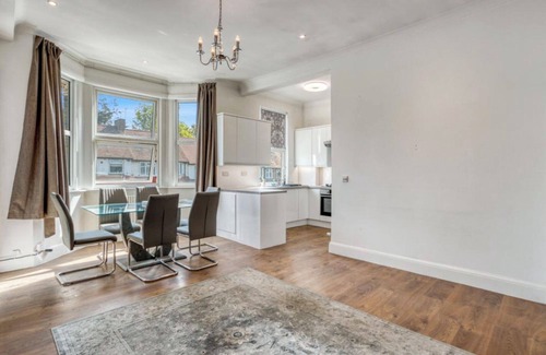 Finchley Church End Appartement | Beautiful apartment in North London