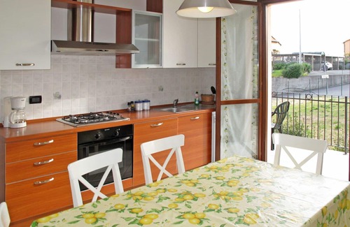 Cipressa Appartement | Agréable appartement pour 6 personnes avec WIFI, TV, balcon et animaux admis
