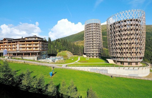 Rennweg am Katschberg Appartement | Joli appartement pour 4 personnes avec piscine, WIFI, TV, balcon et parking